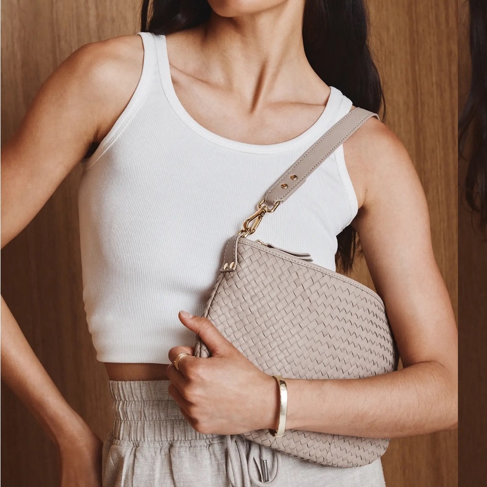 NWT Quince Italian Handwoven Leather Mini Shoulder Bag - Picture 2 of 9
